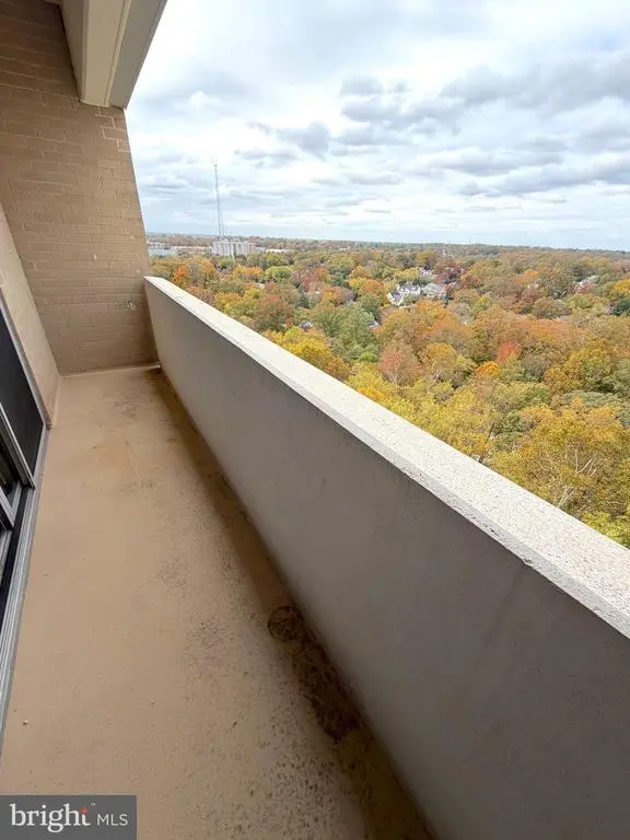 4601 N Park Ave #1807-g, Chevy Chase