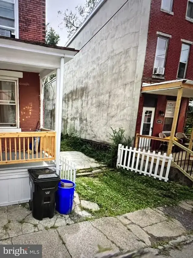 1611 Carnation St, Harrisburg