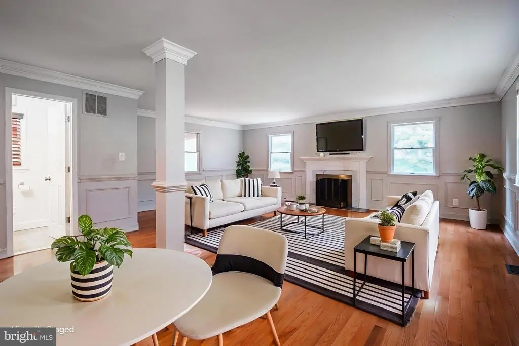 2220 Timothy Dr, Westminster