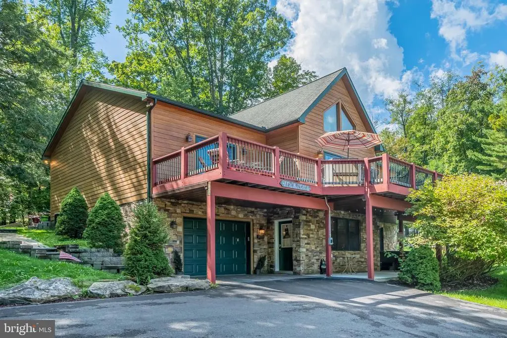 3472 Lake Shore Dr, Oakland