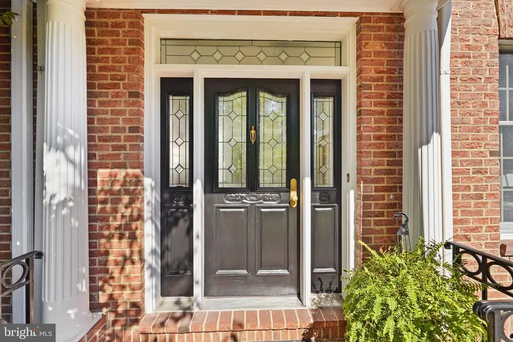 1501 Mclean Corner Ln, MCLEAN