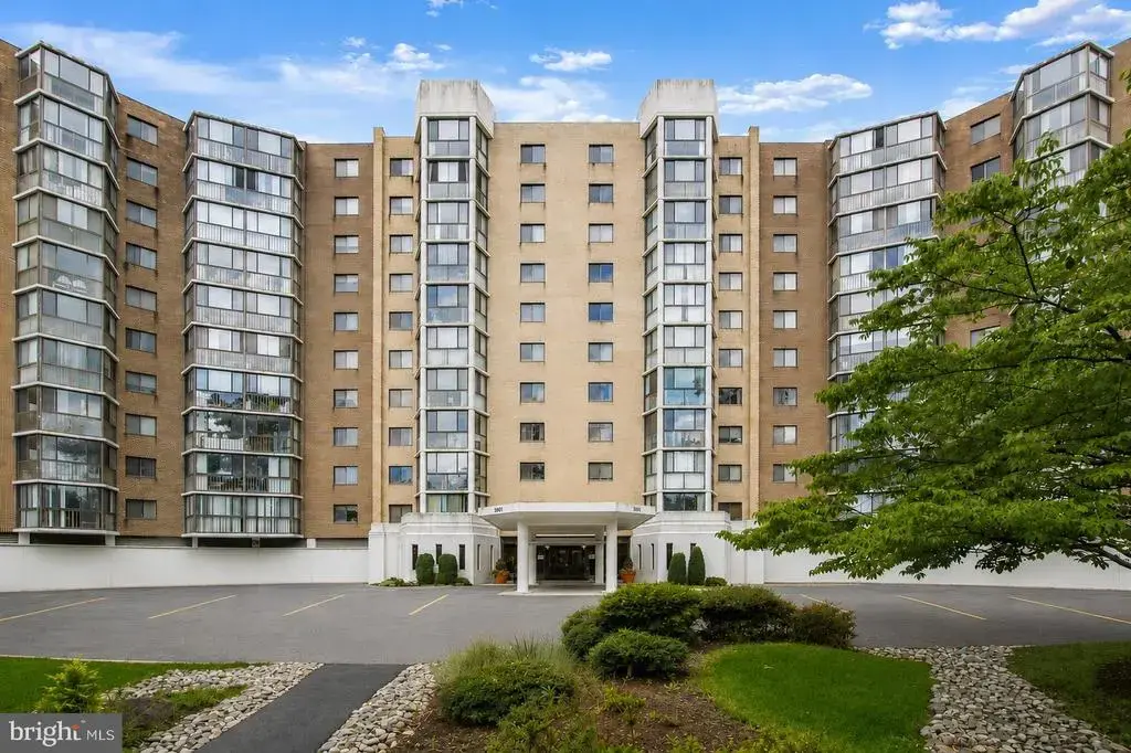 15101 Interlachen Dr #1-618, SILVER SPRING