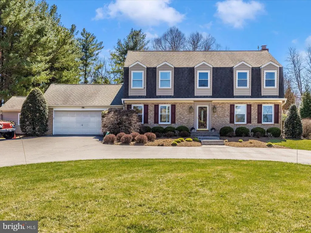 8204 Goodhurst Dr, Gaithersburg