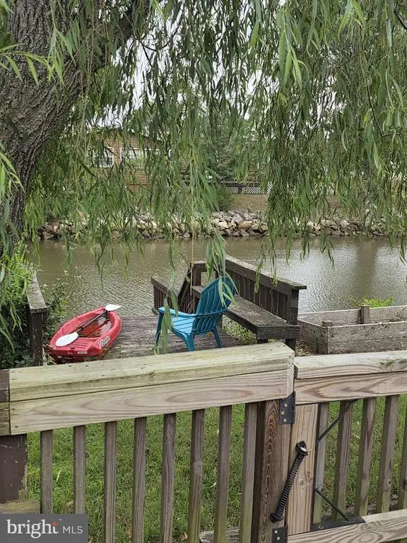 2 Coastal Dr, Ocean City