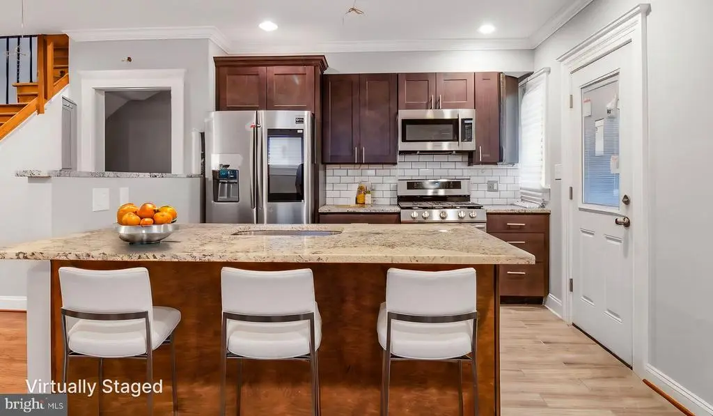 901 Varnum St Ne, WASHINGTON