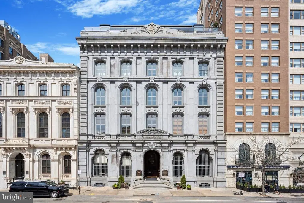 421 Chestnut St #402, PHILADELPHIA