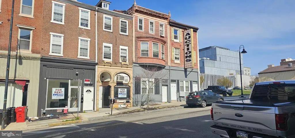 205 Dekalb St, NORRISTOWN