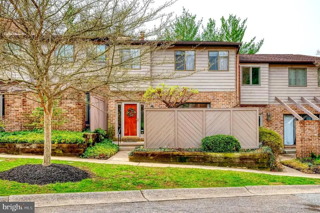 7 Hampshire Woods Ct, Towson