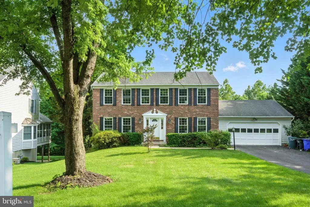 4739 Bates Dr, Ellicott City