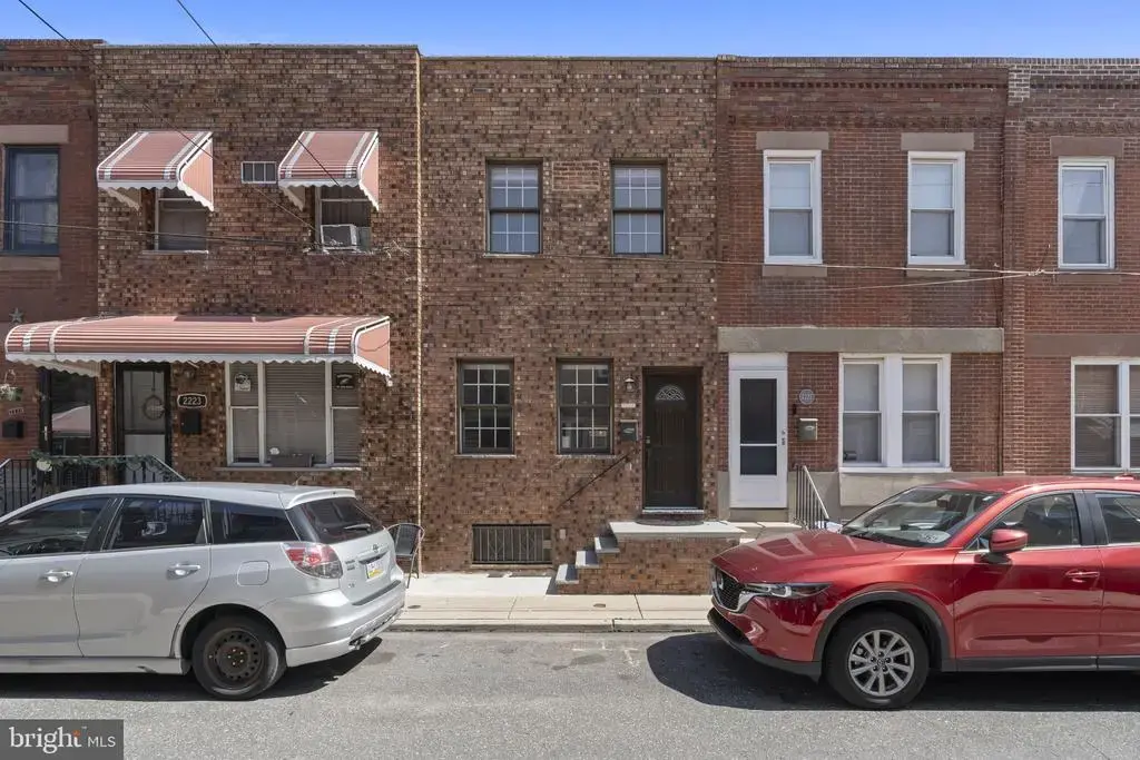 2225 S Hicks St, PHILADELPHIA
