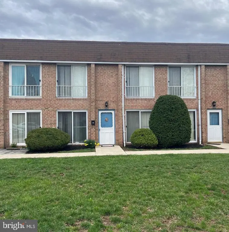 422 Brandywine Ct, WARMINSTER