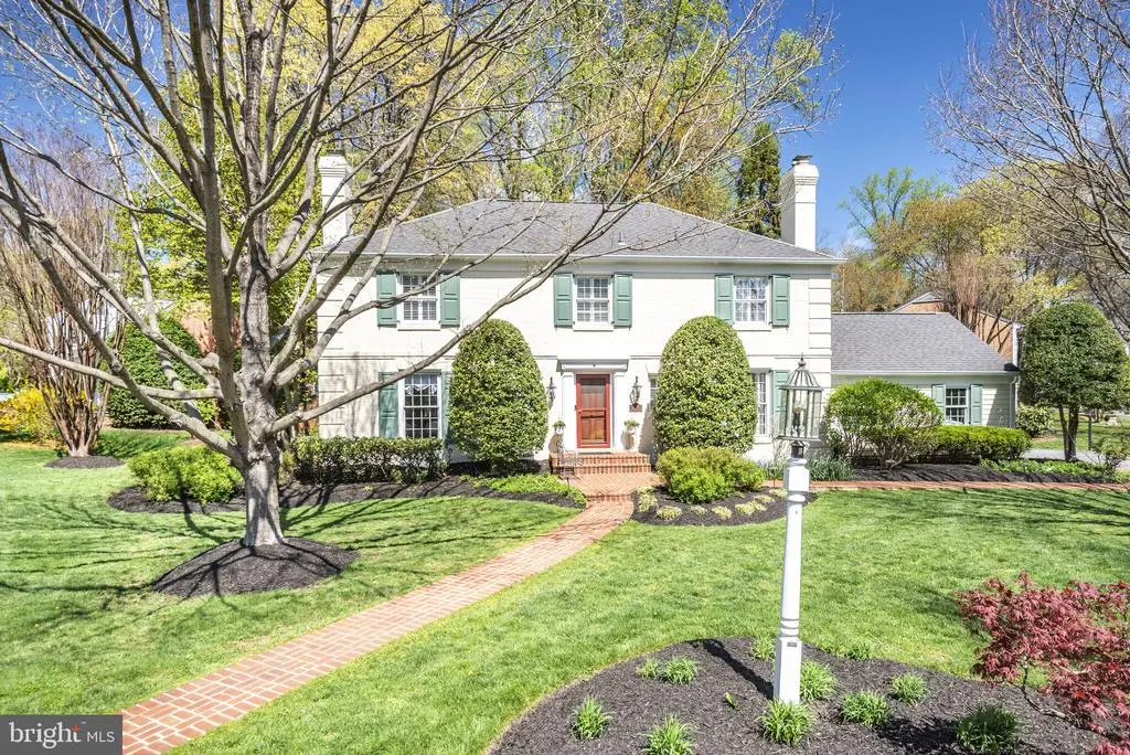 10601 Gainsborough Rd, Potomac