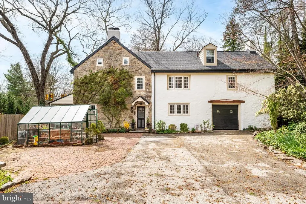 1 E Brookhaven Rd, Wallingford