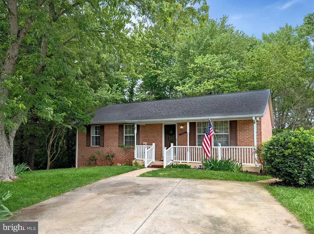 1505 Cedarcrest Ln, Frederick