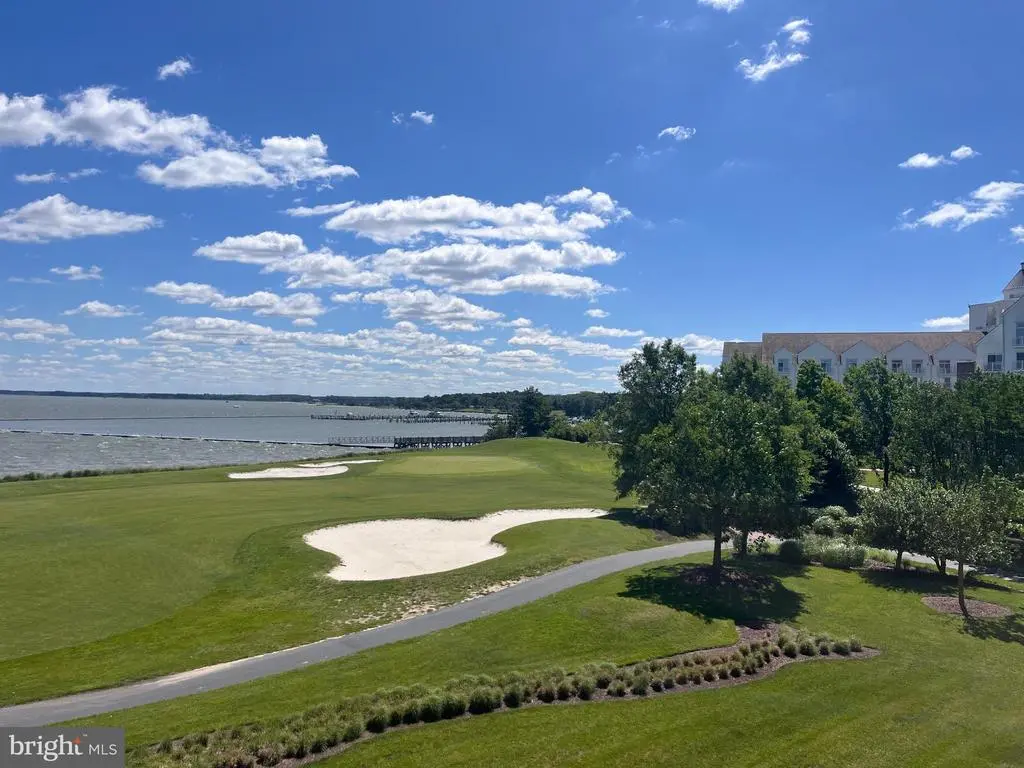 2700 Willow Oak Dr #206d, Cambridge