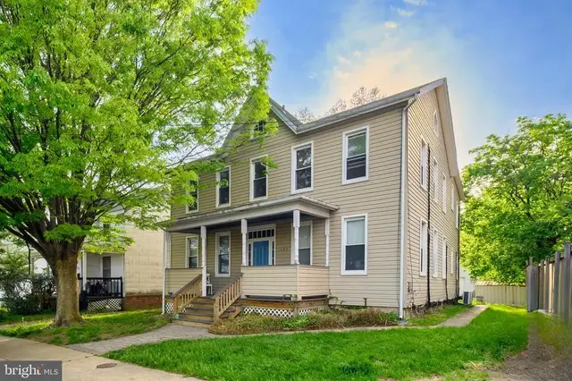 305 9th St, Laurel