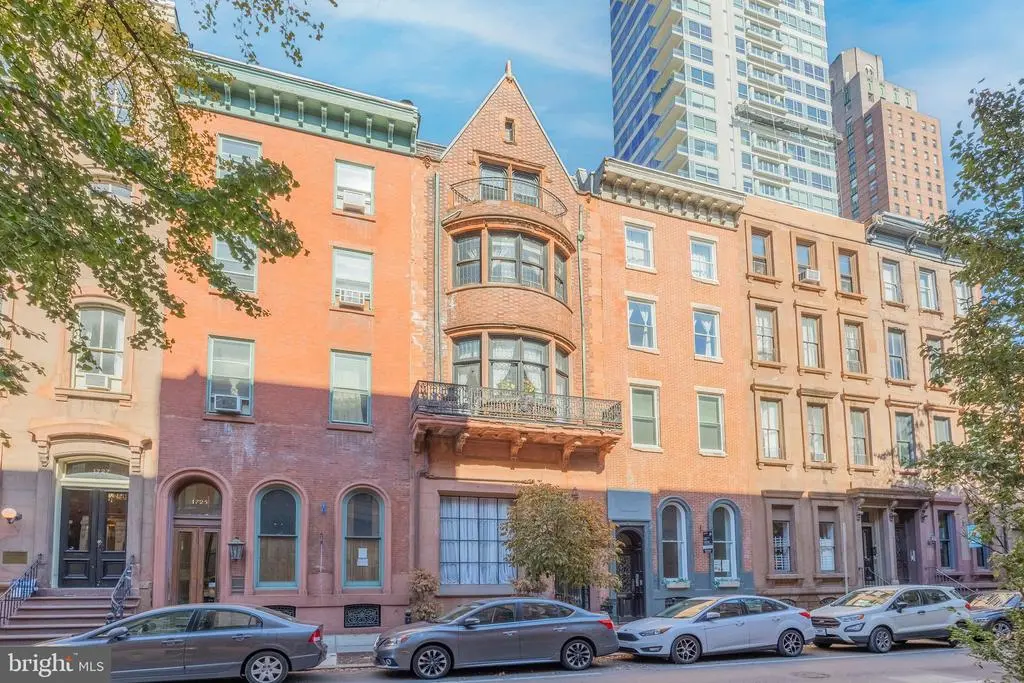 1723 Spruce St, PHILADELPHIA