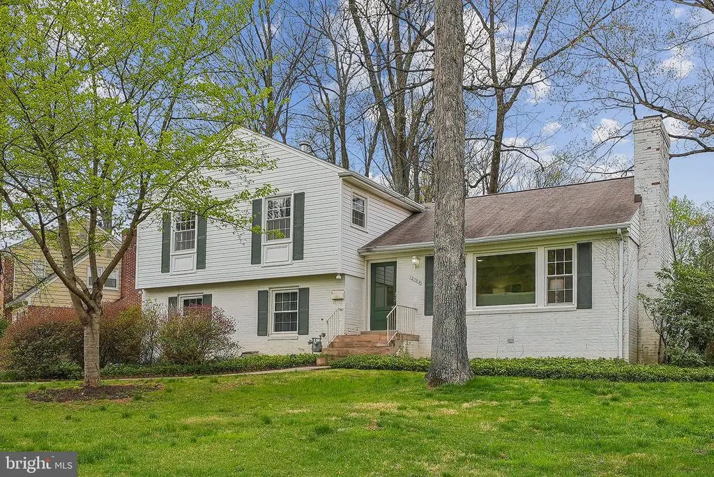 12106 Hitching Post Ln, Rockville