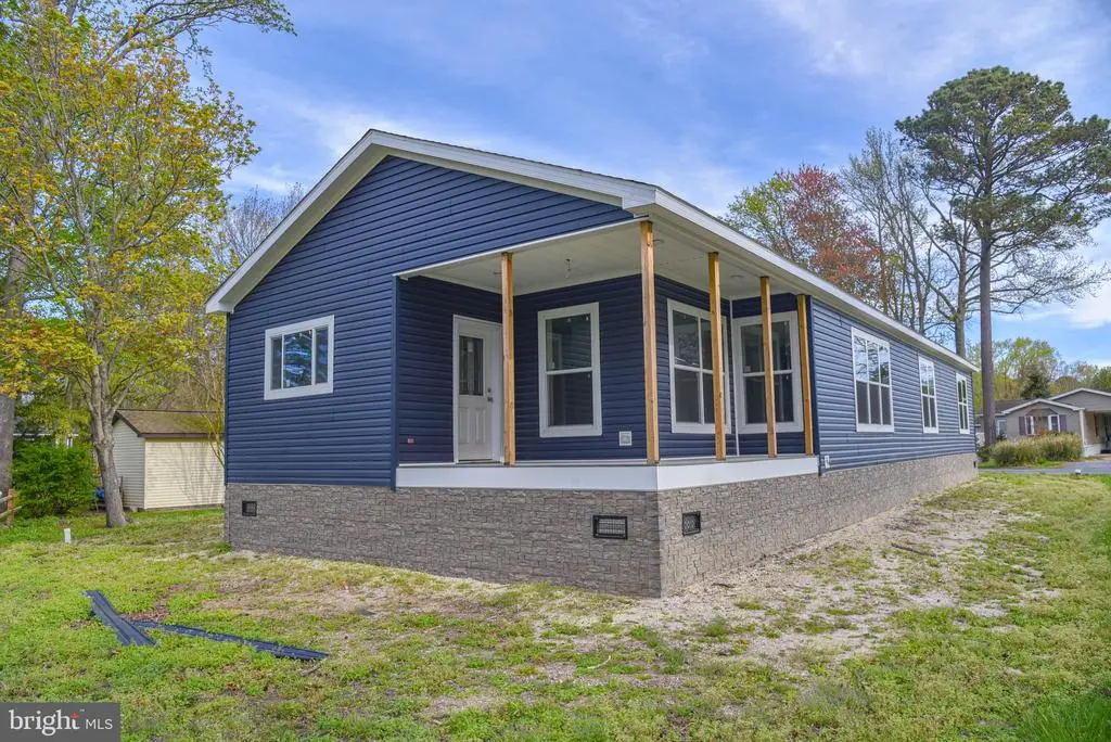 34608 Stem St #e-302, Long Neck