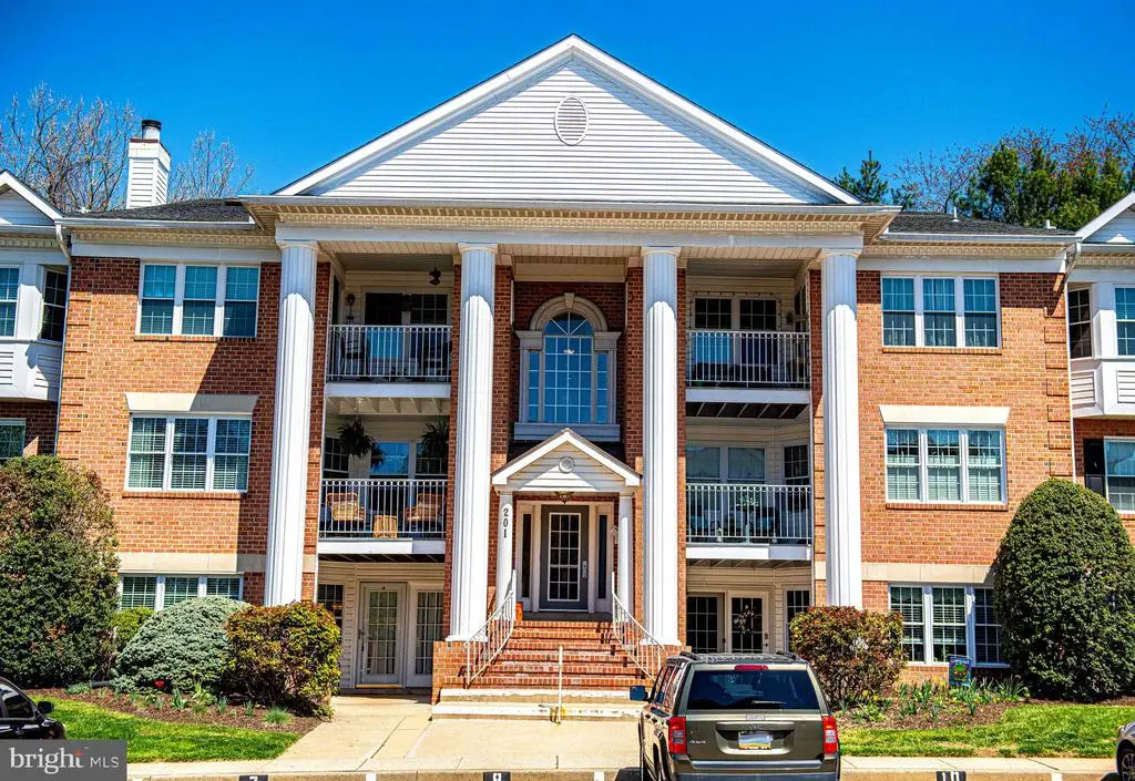 201 Burkwood Ct #3b, Bel Air