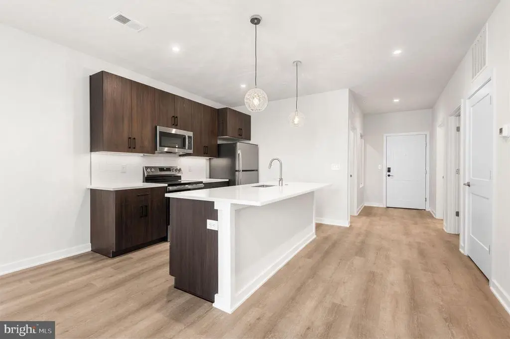 26 S York Rd #406, HATBORO