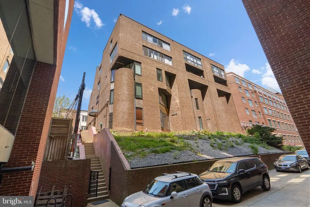 3222 Cherry Hill Ln Nw #b2, WASHINGTON