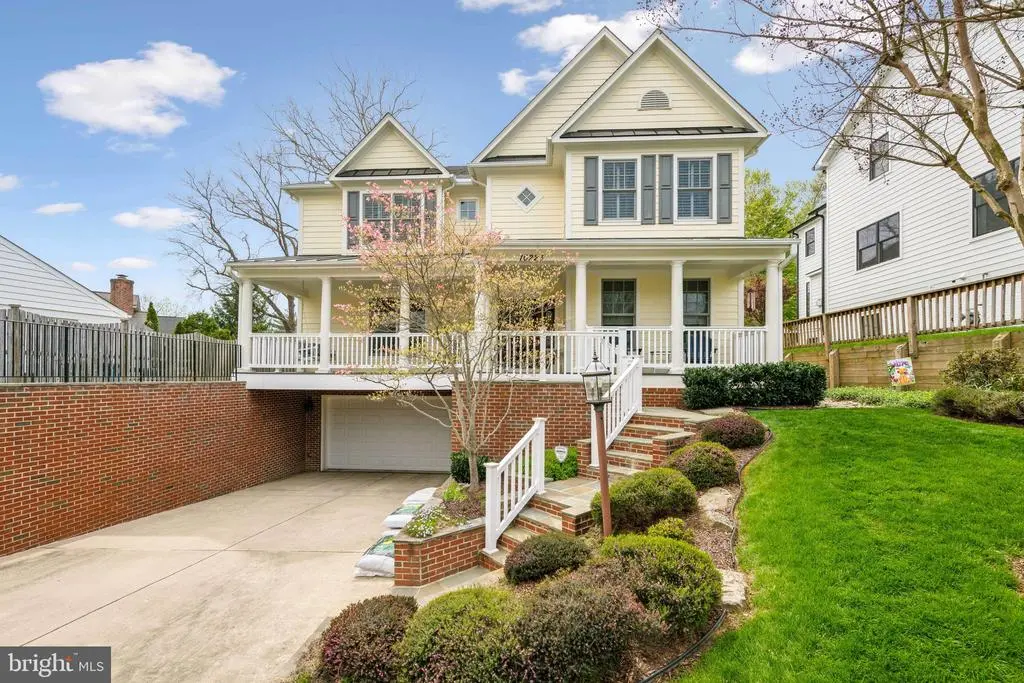 10223 Oldfield, Kensington