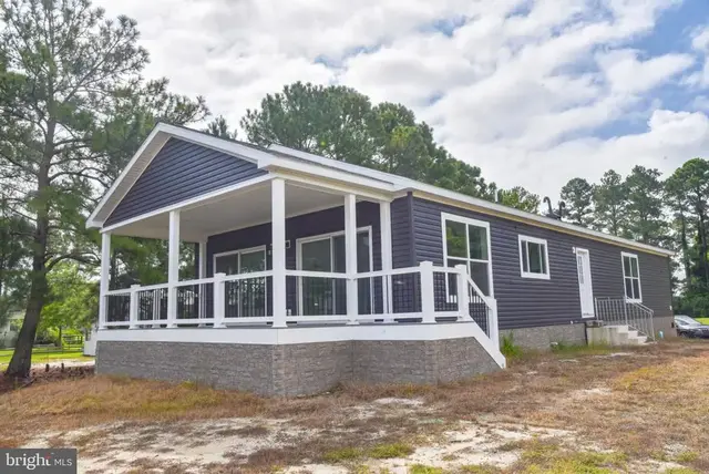 26350 Pine Cone Dr #62, Long Neck