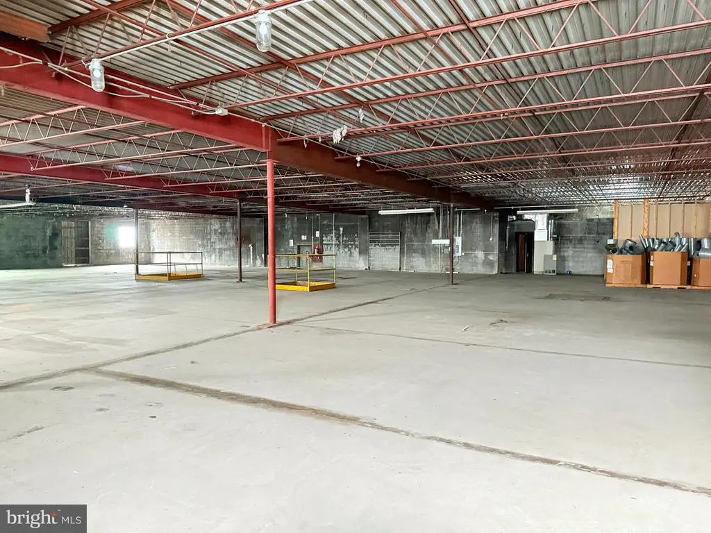 720 Mccolley St #f, MILFORD