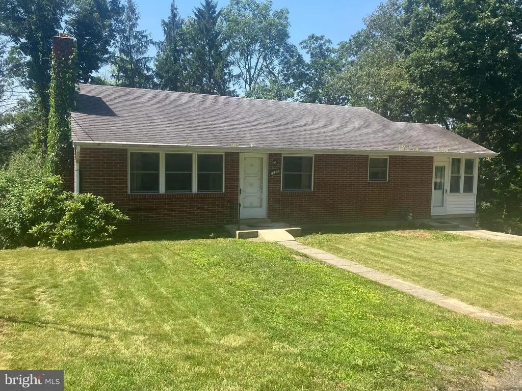 11809 Bayberry Ave, Cumberland