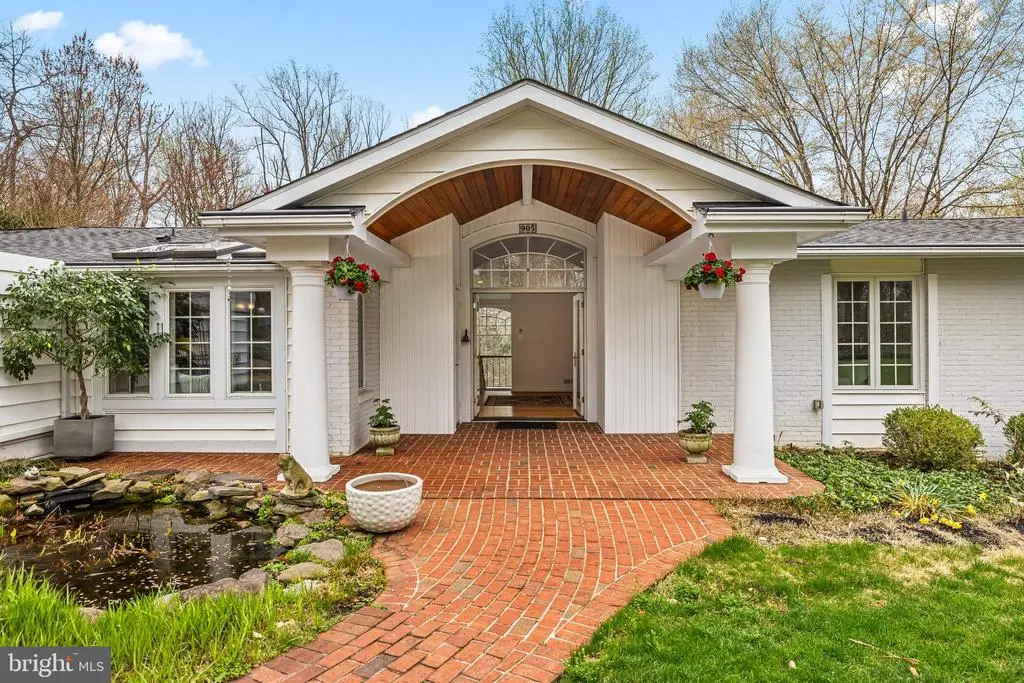 905 Huntsman Rd, Baltimore