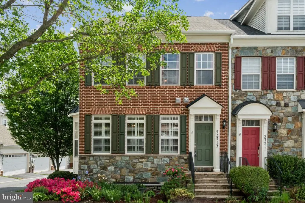 23213 Rainbow Arch Dr, Clarksburg