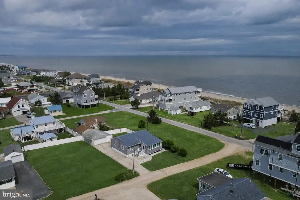 29121 Pine St, MILFORD