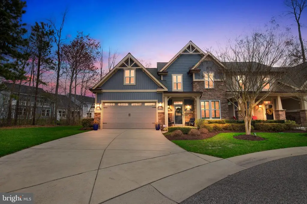 36495 Dog Leg Ct, Frankford