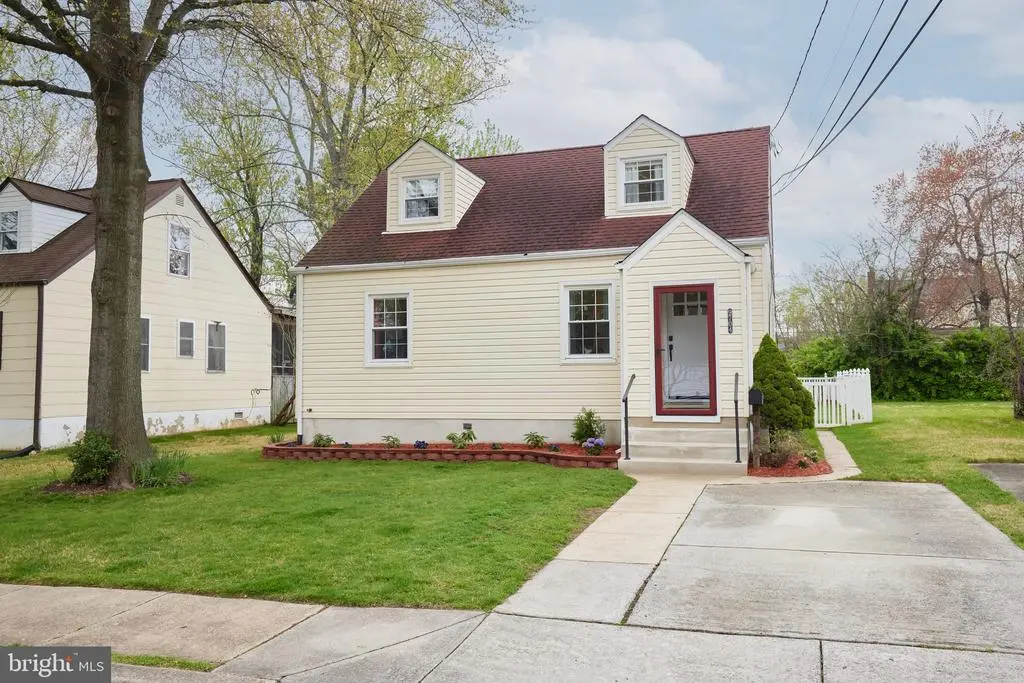 9704 52nd Ave, College Park