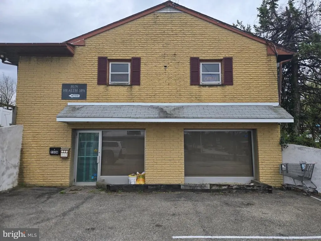 417 W Ridge Pike, CONSHOHOCKEN