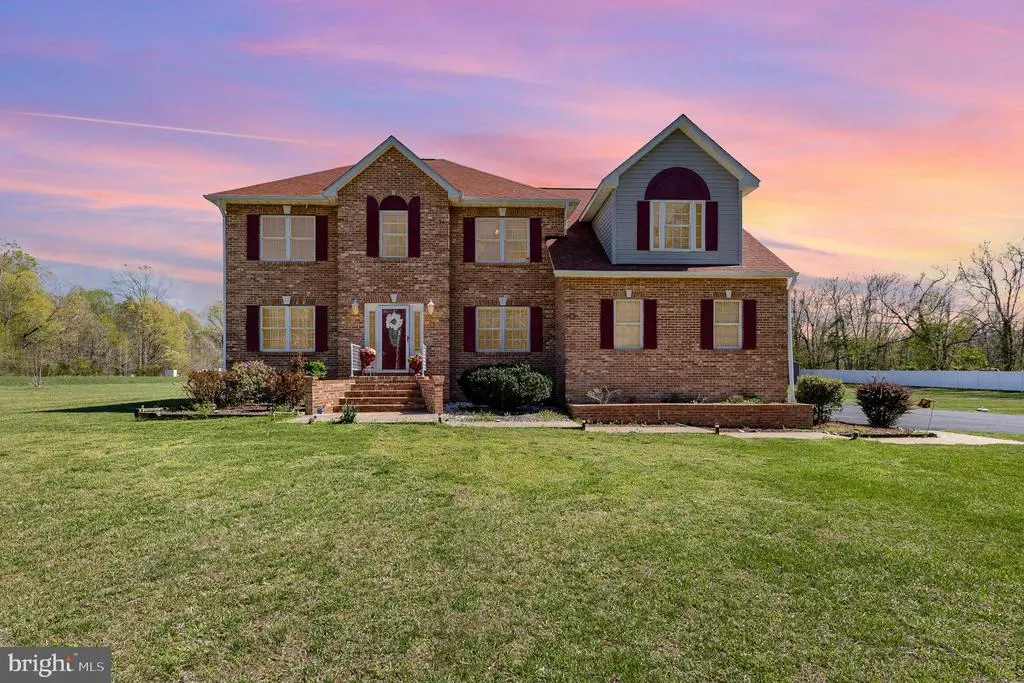 9121 Will Loop, KING GEORGE