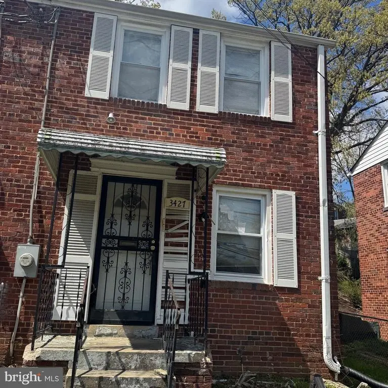 3427 25th St Se, WASHINGTON