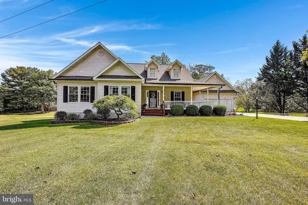 8915 Race Track Rd, Bowie