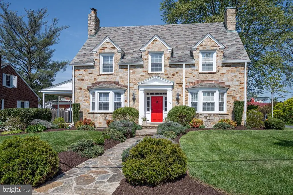 44 W Green W, Westminster