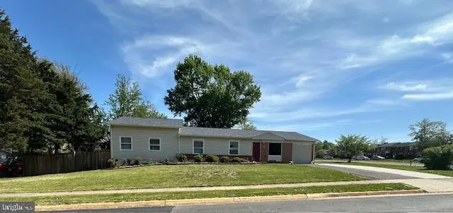 100 W Poplar Rd, STERLING