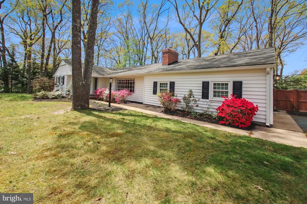 2 Windward Dr, Severna Park