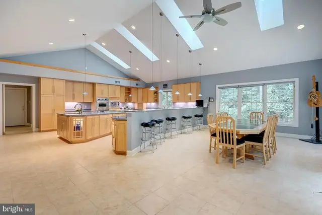 22095 Wilson Rd, Georgetown