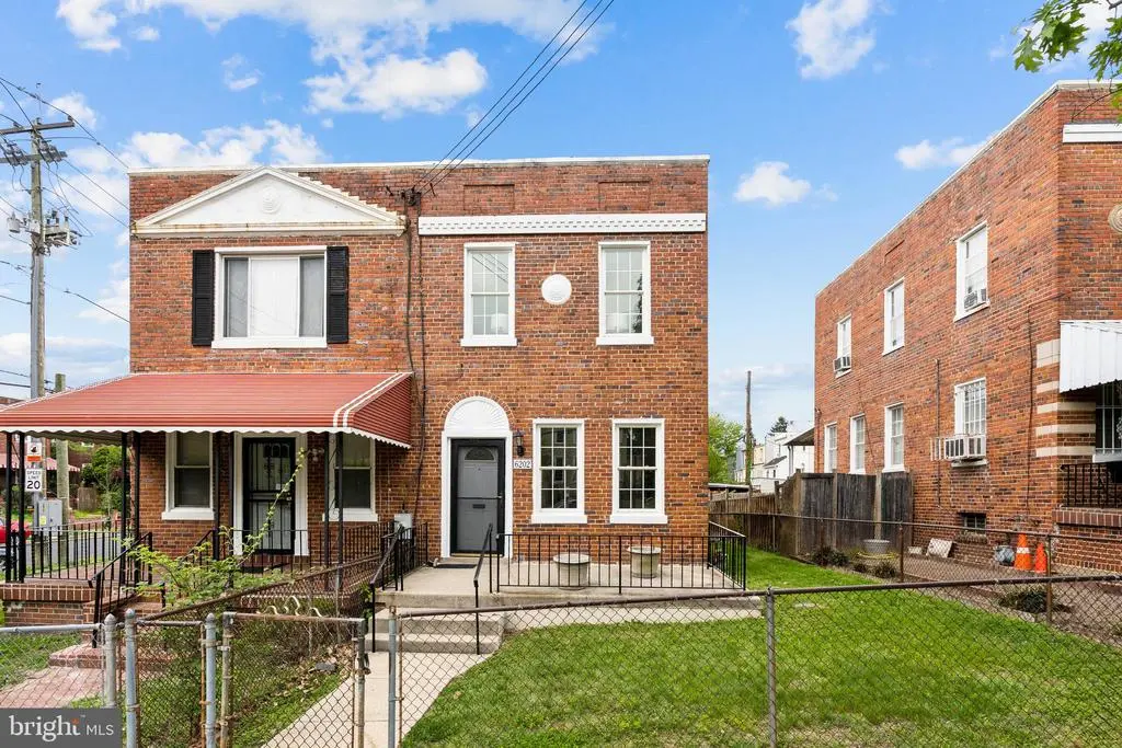 6202 5th St Nw, WASHINGTON