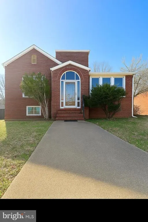 5608 1st St Ne, WASHINGTON