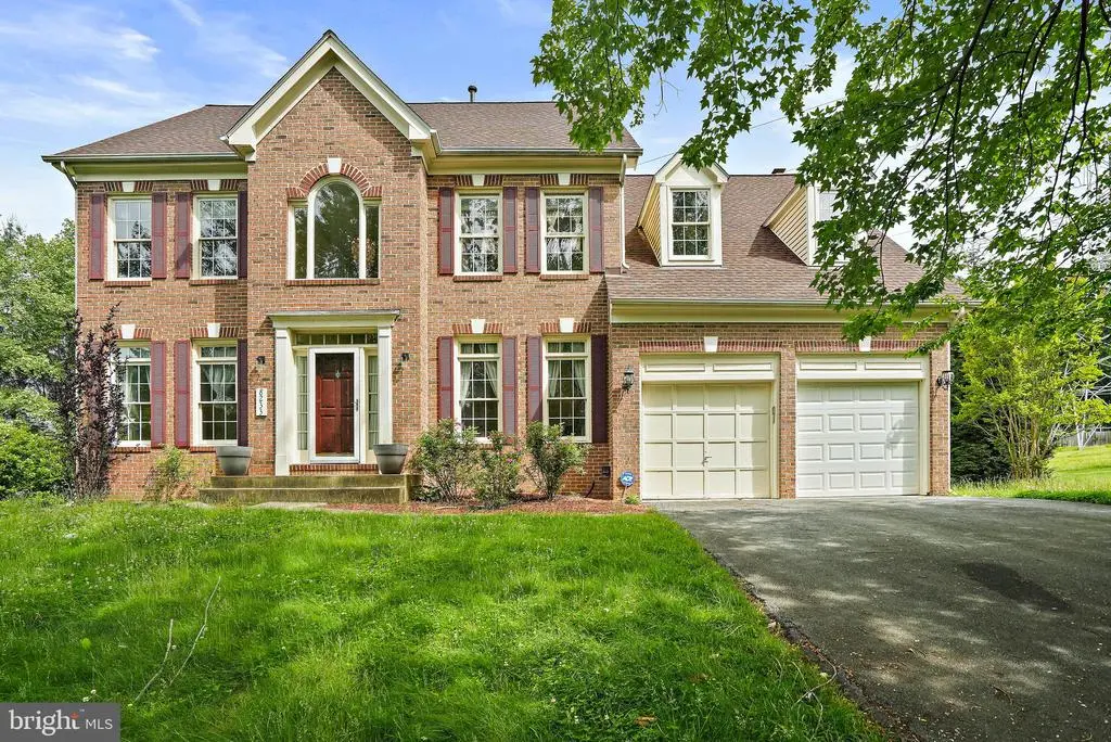 8233 Gallery Ct, GAITHERSBURG