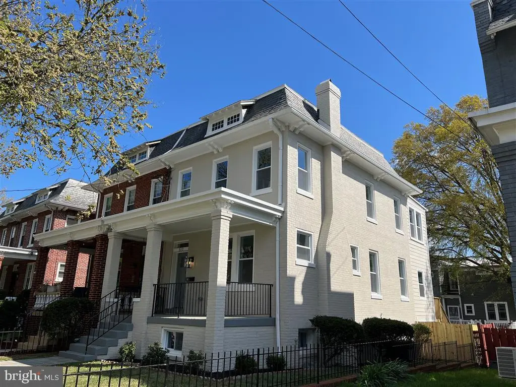 512 Peabody St Nw, Washington