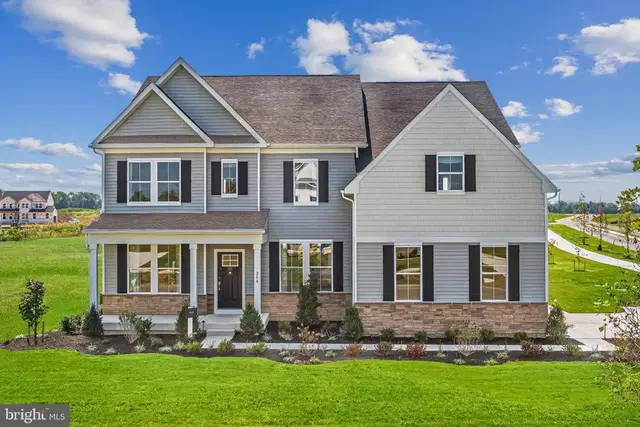 407 Crownleaf Dr, Middletown