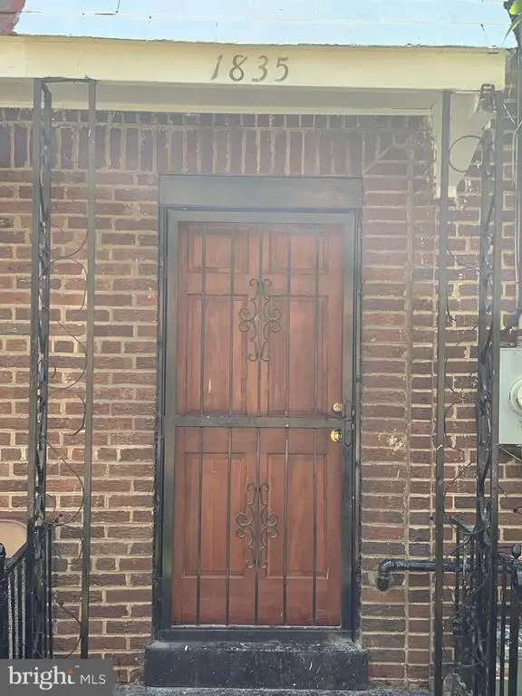 1835 Corcoran St Ne, WASHINGTON