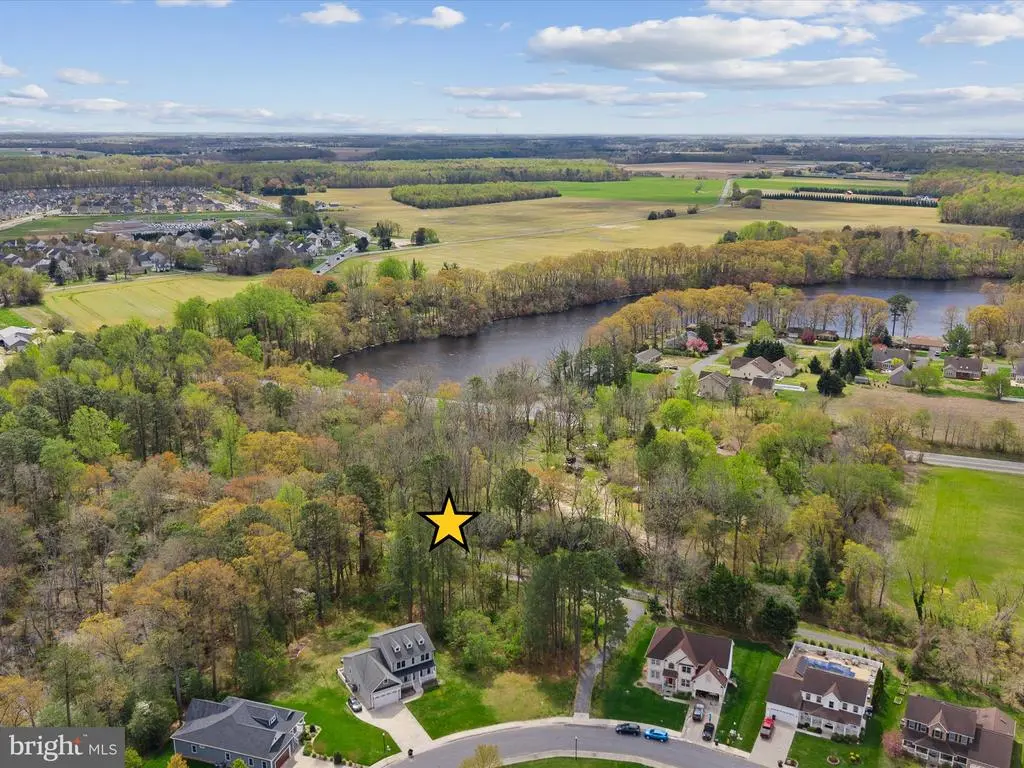 200 W Shore Dr, Milton